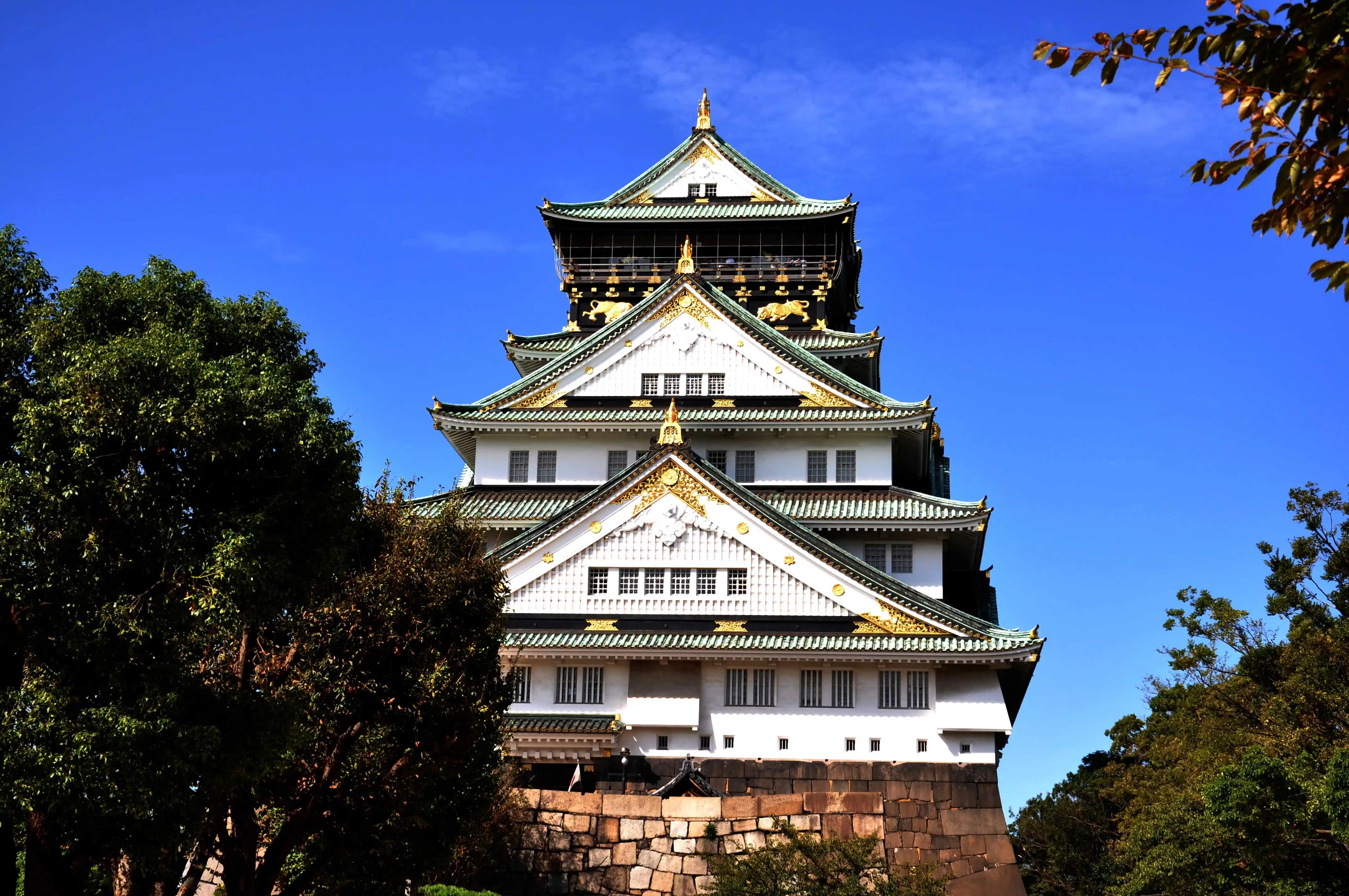 巍峨矗立—大阪城